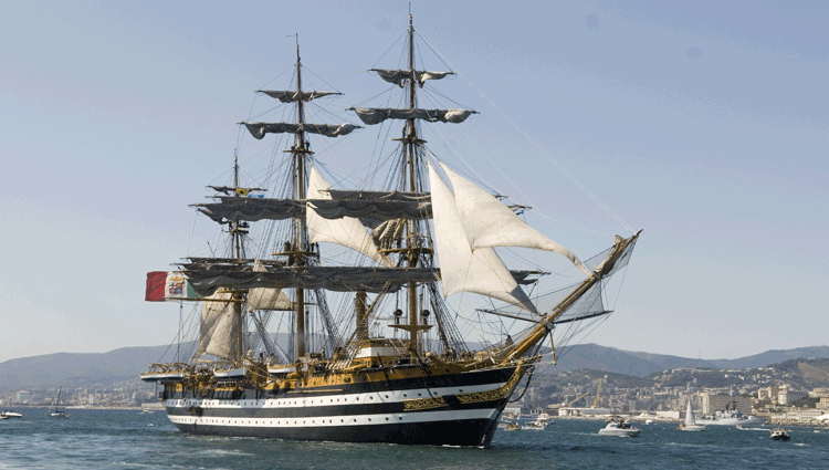 La nave Amerigo Vespucci compie 88 anni