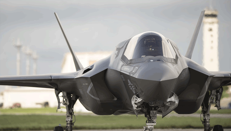 F-35, Il velivolo militare definito scandaloso. 1 Velivolo F35 pixabay
